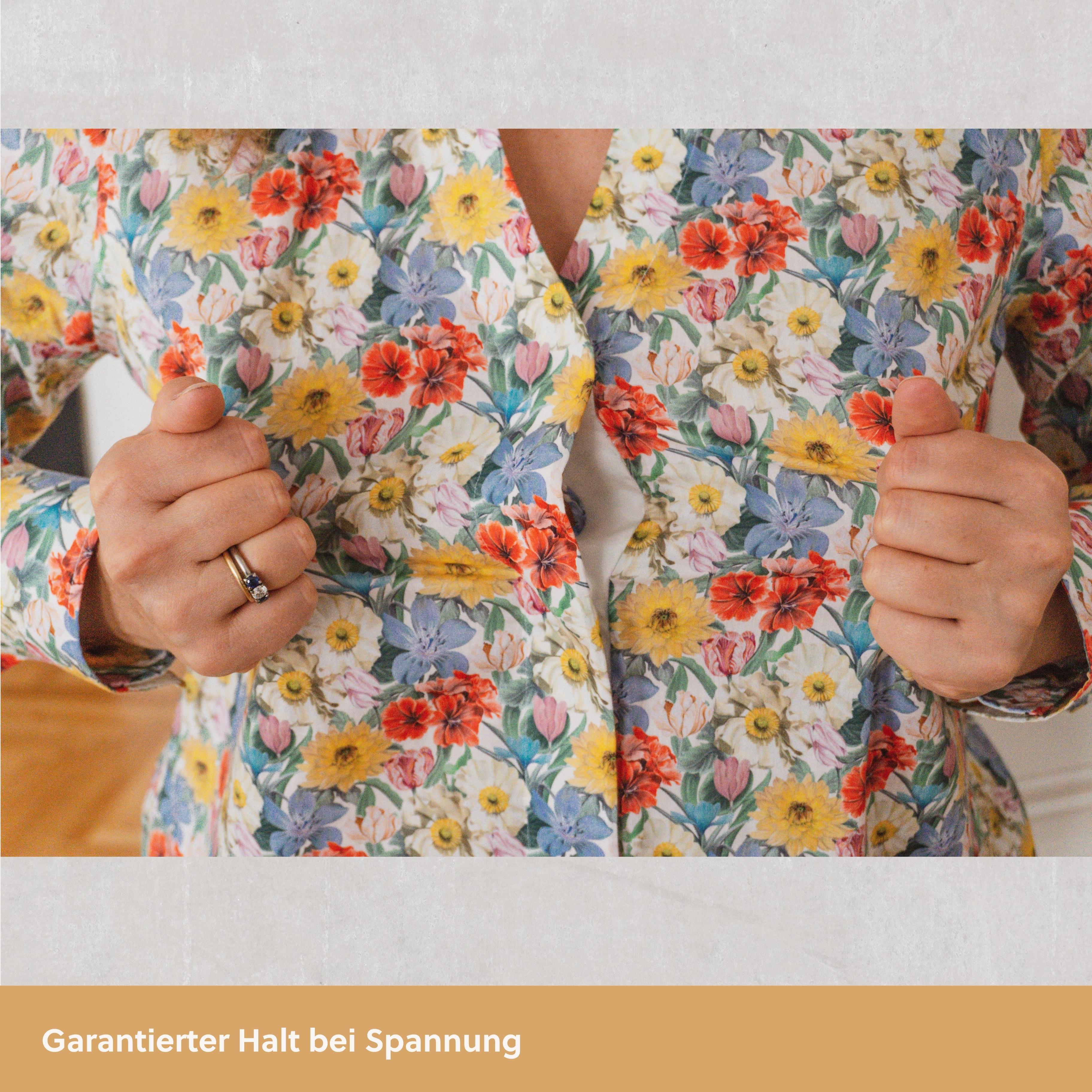 Magnetische Kelchkragenbluse - blumig-bunt aus Baumwolle